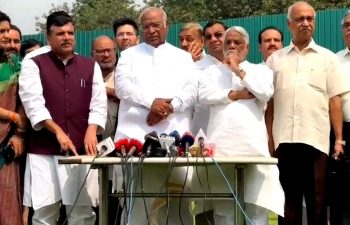 Opposition set to corner govt on Adani issue in Parliament